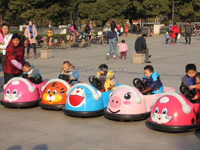 Electric Drift Bumper Car On-site Running Photo For Seasonal Carnival Fair Project (1).JPG