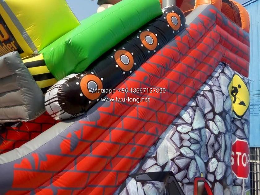 Reinforced stitching and soft safety buffer edge close-up of combined inflatable city.jpg