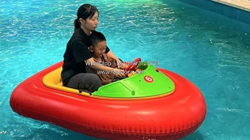 Full overall view of parenting normal tube electric bumper boat.jpg