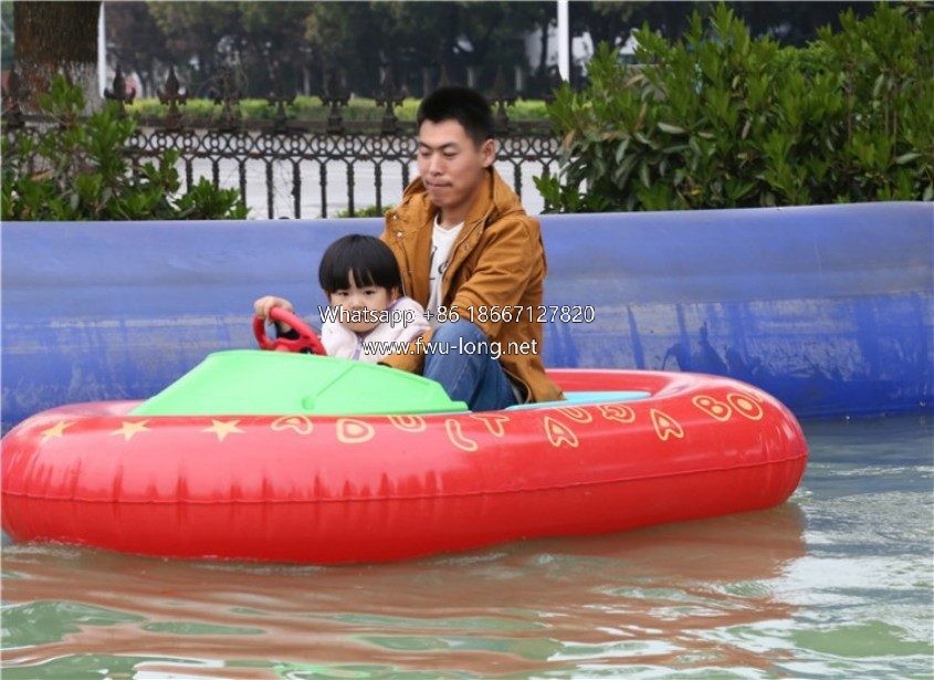 12V brushless motor and 33AH battery installation detail of tube bumper boat.jpg