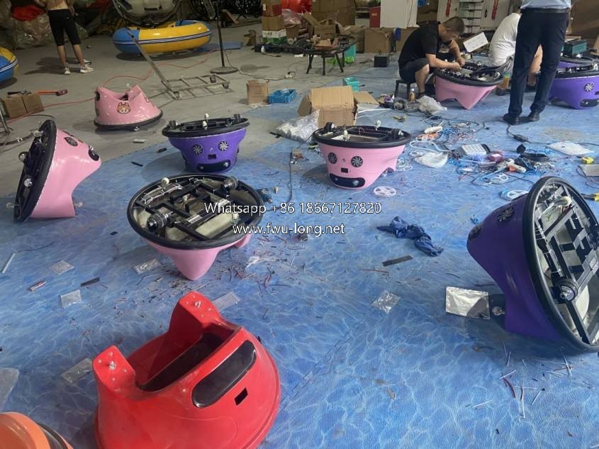 Dual 24V 150W motor and 20Ah battery assembly detail of mini bumper car.jpg